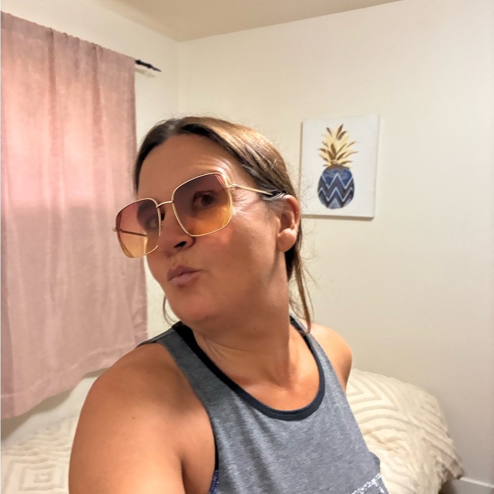 Meet your Posher, Jen